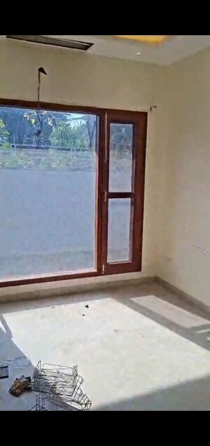 Bedroom in 3 BHK Independent House at Sector 17 – for Rent
