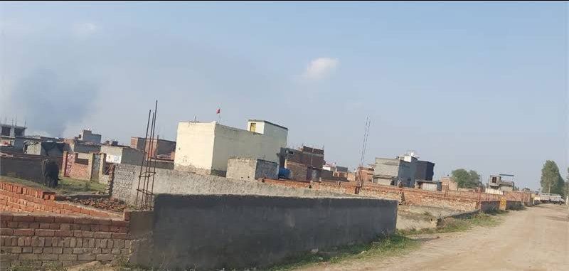 Plot For Sale in Saraswati Enclave Noida