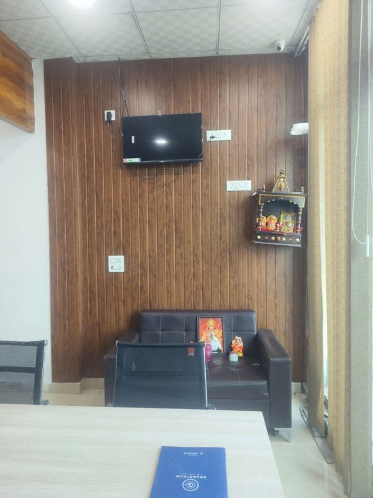Team Area, gaur-city-center Commercial Office Space 856 Sq.Ft. In Sector 4 Greater Noida Greater Noida 10248364