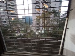 2 BHK Apartment For Rent in Lake avenue CHS
