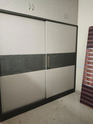 Bedroom in 2 BHK Apartment at Lakdi Ka Pul – for Rent