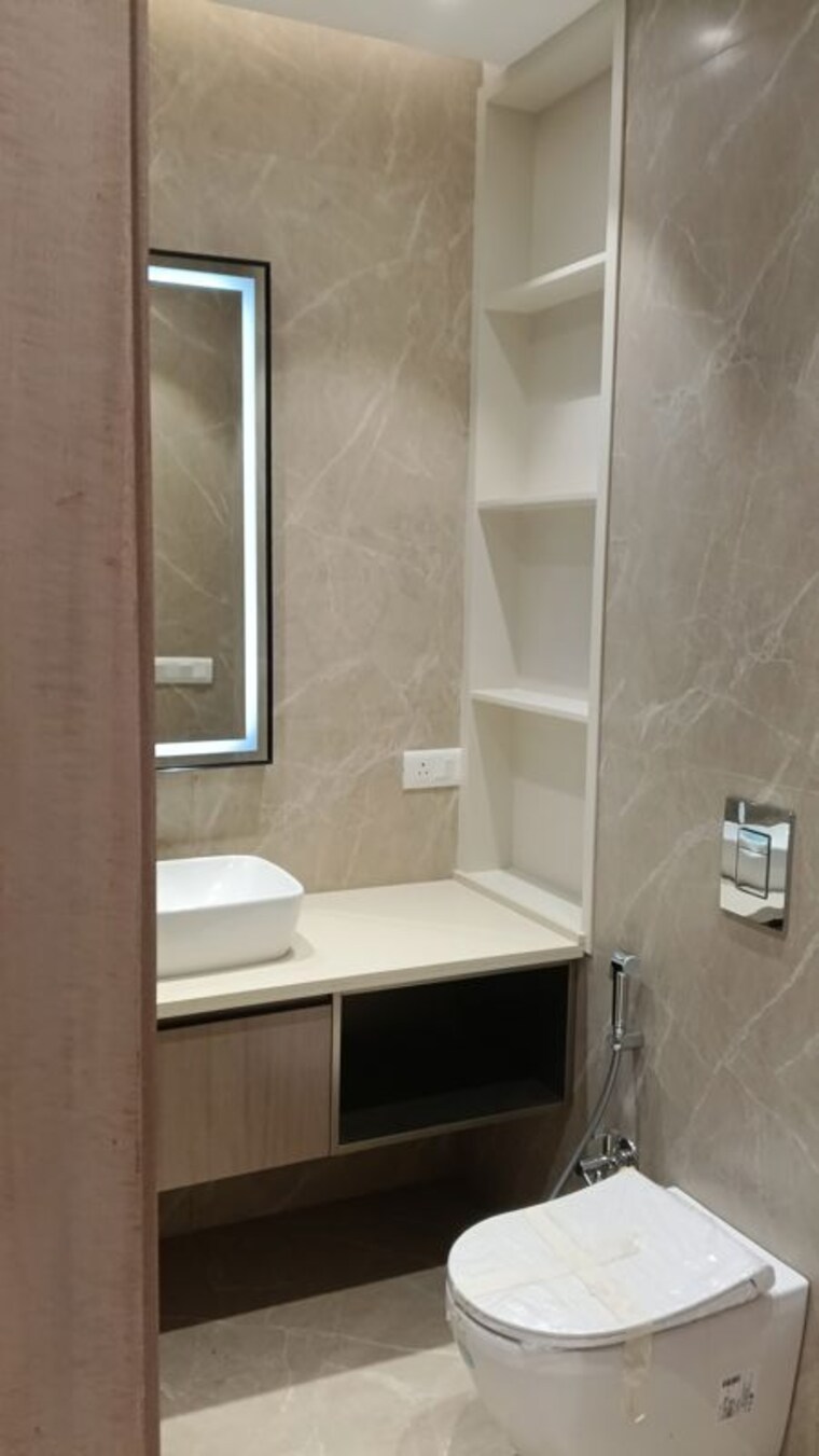 Bathroom, sushant lok i 4 Bedroom 2700 Sq.Ft. Builder Floor In Sushant Lok I Gurgaon 10375656