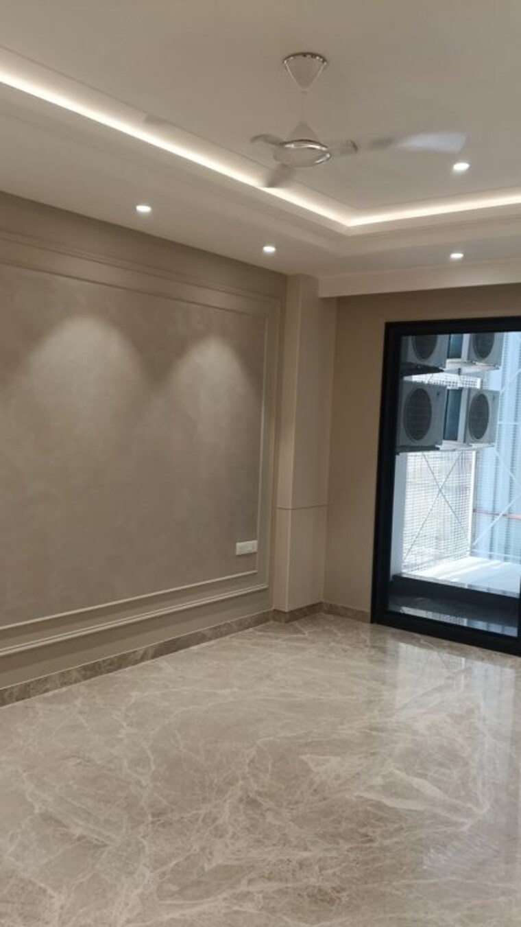 Room, sushant lok i 4 Bedroom 2700 Sq.Ft. Builder Floor In Sushant Lok I Gurgaon 10375656