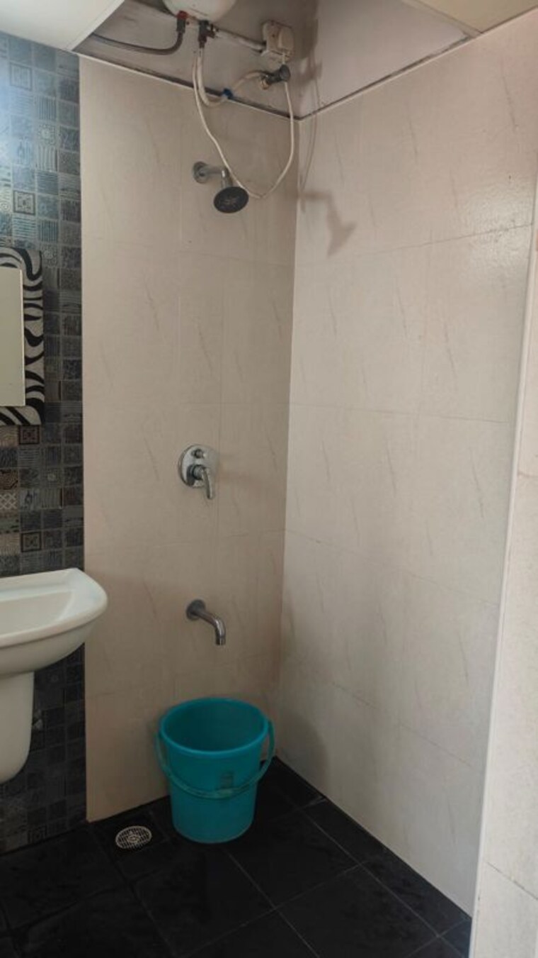 Bathroom, kumar-pebble-park 2 Bedroom 950 Sq.Ft. Apartment In Hadapsar Pune 10375723