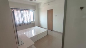 Room in 2 BHK Apartment at Kumar Pebble Park, Hadapsar – for Rent