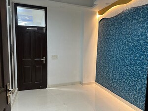 2 BHK Builder Floor For Rent in Ozone Apartment, Sector 104