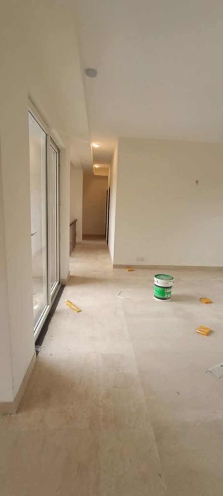 Room, bptp-amstoria 4 Bedroom 350 Sq.Yd. Apartment In Sector 102 Gurgaon 10375726