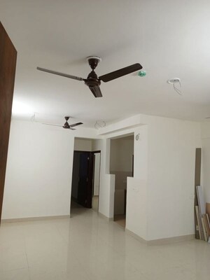 Room in 3 BHK Apartment at Amrapali Hanging Gardens, Sector 107 – for Rent