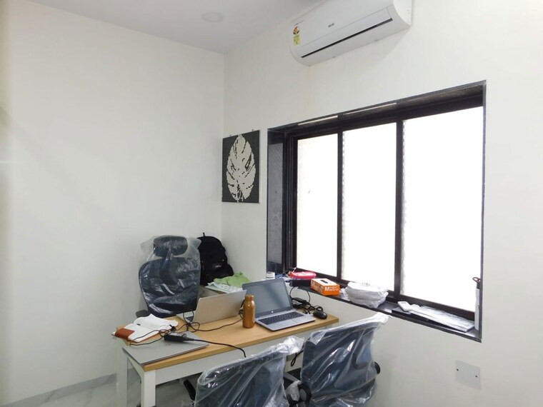 Team Area, solaris-1 Commercial Office Space 1100 Sq.Ft. In Powai Mumbai 10375708