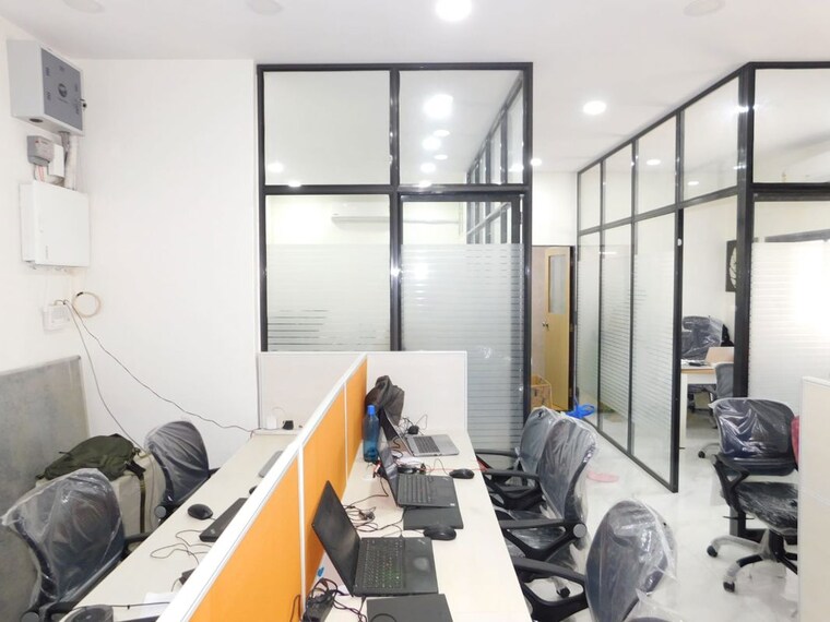 Team Area, solaris-1 Commercial Office Space 1100 Sq.Ft. In Powai Mumbai 10375708