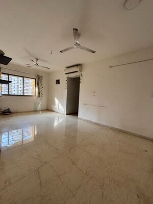Room in 2.5 BHK Apartment at Bhayandarpada – for Rent