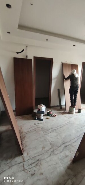 Room in 3 BHK Builder Floor at BPTP District 3, Sector 85 – for Sale