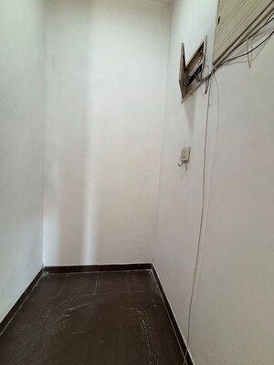 Furnished Amenities in 2 BHK Apartment at Lodha Splendora, Ghodbunder Road – for Rent