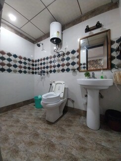 2 BHK + Pooja Room Apartment For Rent in Saya Gold Avenue