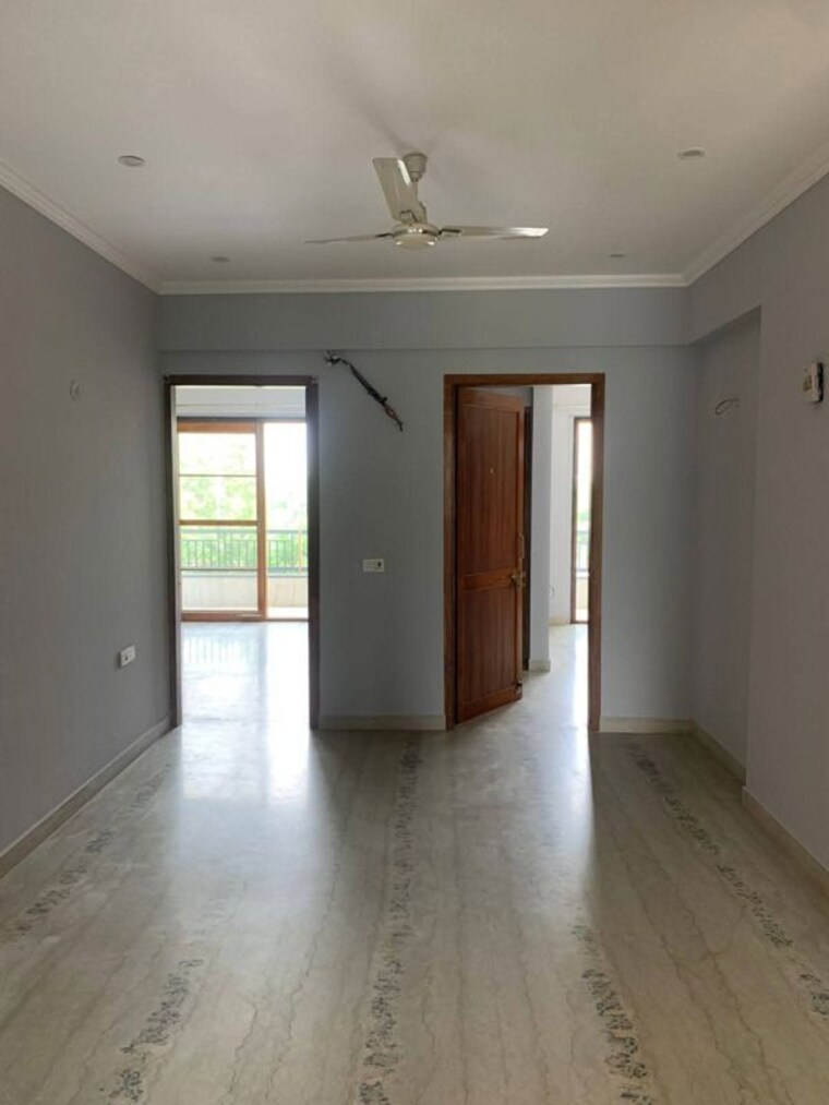 Room, bptp-amstoria 3.5 Bedroom 250 Sq.Yd. Builder Floor In Sector 102 Gurgaon 10375842