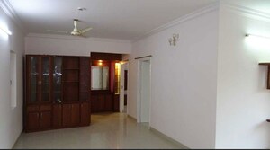 Room in 2 BHK Apartment at IDEB Springfields, Sarjapur Road – for Rent