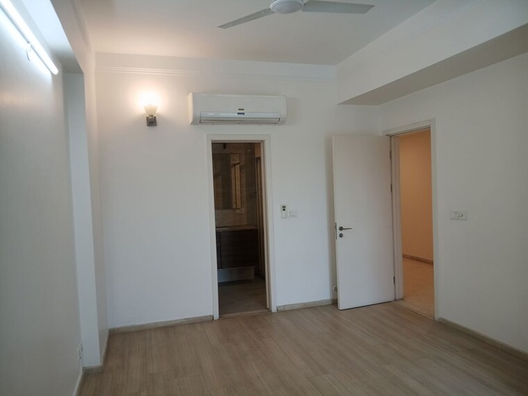 undefined, dlf-city-phase-v 4 Bedroom 4200 Sq.Ft. Apartment In Dlf Phase V Gurgaon 10375838