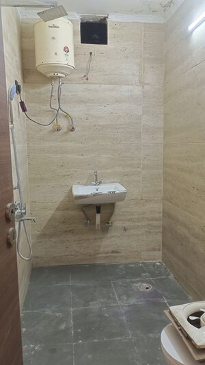 Bathroom in 3 BHK Builder Floor at New Rajinder Nagar – for Rent