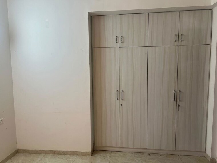 Room, bptp-elite-floors 4 Bedroom 250 Sq.Yd. Builder Floor In Sector 83 Faridabad 10375837