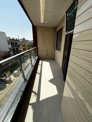 Balcony in 2 BHK Builder Floor at Sector 45 – for Rent