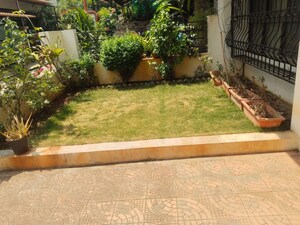 2 BHK Apartment – Garden View at Ravi Park, Wanwadi - for Rent