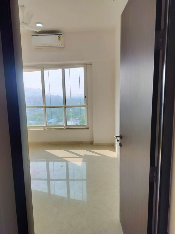 3 BHK + Store Room Apartment For Rent in Kalpataru Radiance