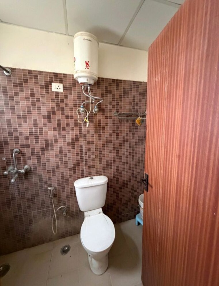 Bathroom, imperia-h2o-residency 1 Bedroom 500 Sq.Ft. Apartment In Knowledge Park V Greater Noida Greater Noida 10375943