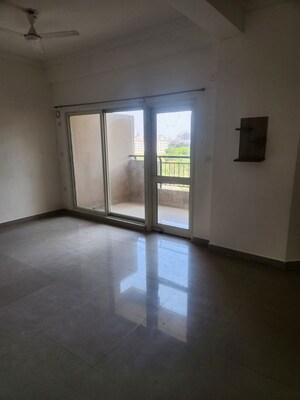 Room in 4 BHK Apartment at AWHO Shanti Vihar, Sector 95 – for Sale