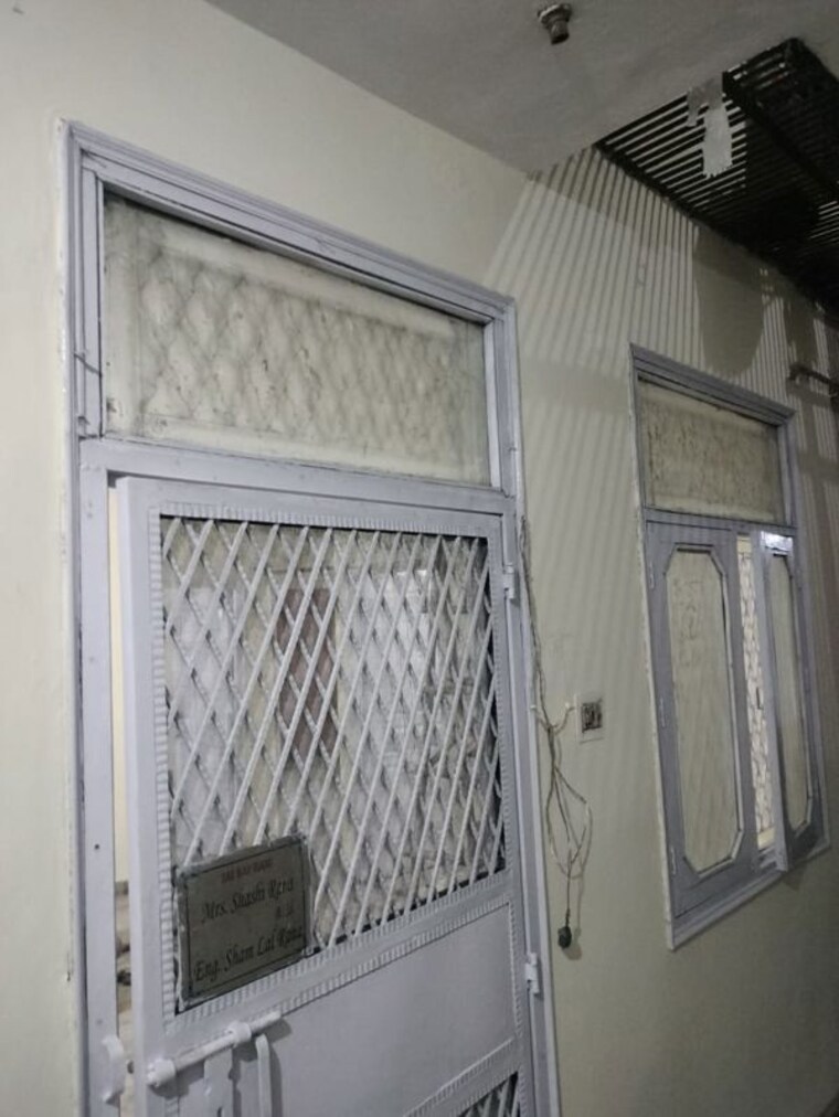 Exterior View, jawahar nagar 2 Bedroom 800 Sq.Ft. Apartment In Jawahar Nagar Delhi 10375974
