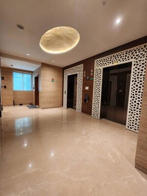 Room in 6 BHK Apartment at K Raheja Modern Vivarea, Mahalaxmi – for Sale