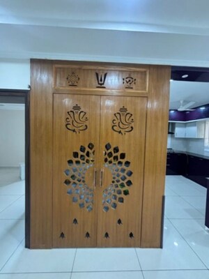 Furnished Amenities in 3 BHK Apartment at Vishnu Vistara, Hi Tech City – for Rent