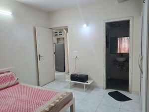 Room in 2 BHK Apartment at Sankla Gemini Park Avenue, Kondhwa – for Rent