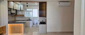 Room in 3 BHK Apartment at Aurobindo Kohinoor, Serilingampally – for Rent