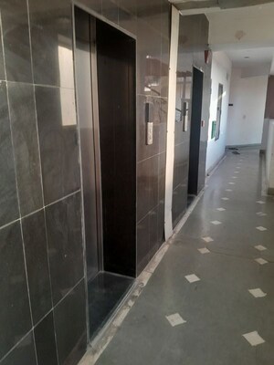 Building Lobby in 3 BHK Apartment at Sector 43 – for Rent