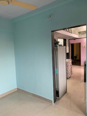 Room in 3 BHK Apartment at Anmol Tower, Goregaon West – for Rent