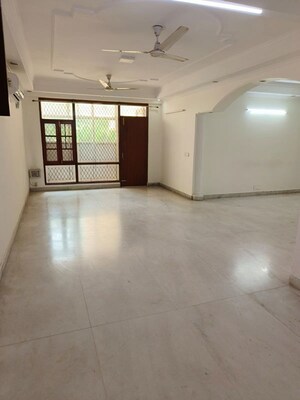 4 BHK Apartment For Rent in Sheeba Apartment, Sector 28