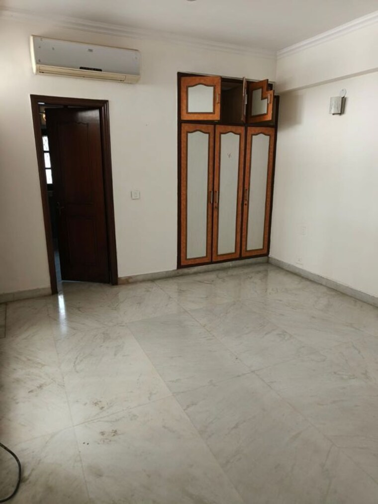 Room, sheeba-apartment 4 Bedroom 2800 Sq.Ft. Apartment In Sector 28 Gurgaon 10376077