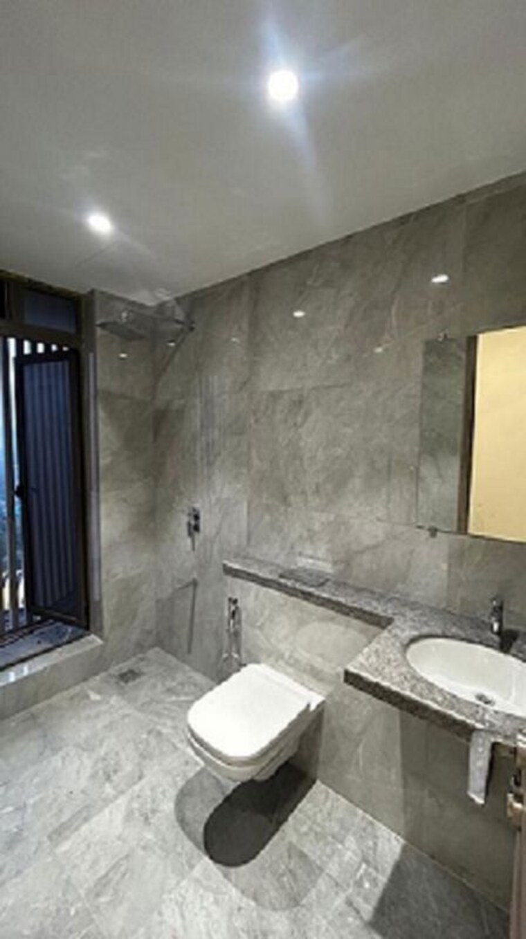 Bathroom, one-meraki 3 Bedroom 1230 Sq.Ft. Apartment In Chembur Mumbai 10376055
