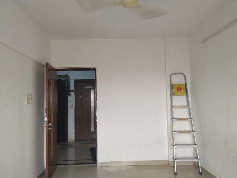 Living Room, dosti-daffodil 1 Bedroom 400 Sq.Ft. Apartment In Wadala East Mumbai 10314681