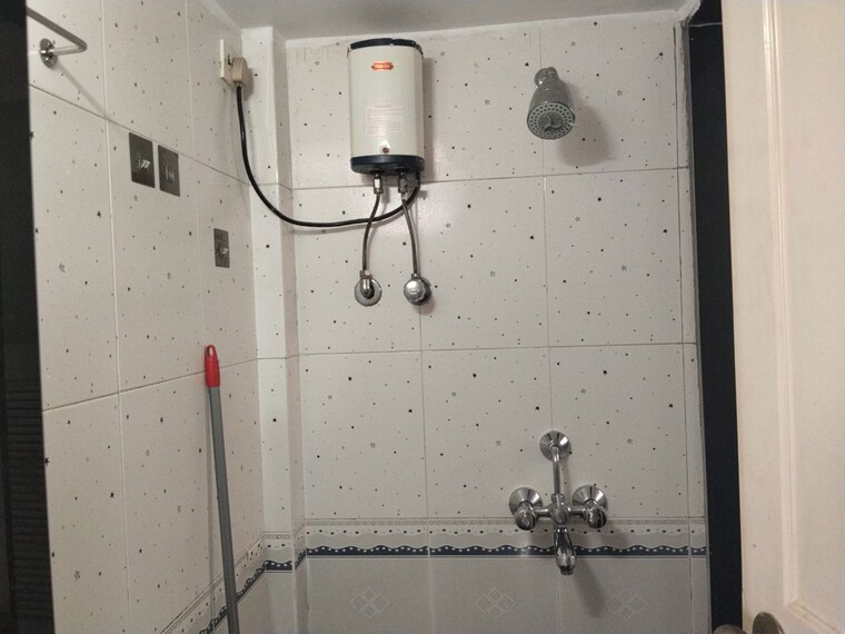 Bathroom, dosti-daffodil 1 Bedroom 400 Sq.Ft. Apartment In Wadala East Mumbai 10314681