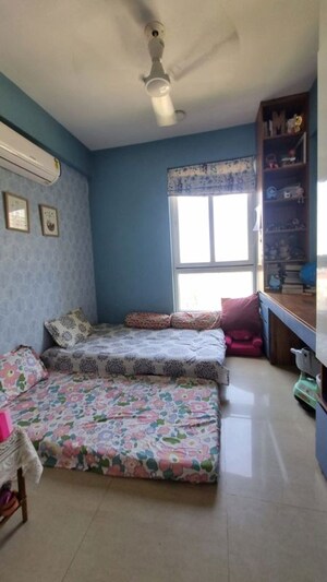 Bedroom in 3 BHK Apartment at Emaar Emerald Estate, Sector 65 – for Rent