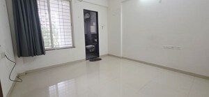 Room in 3 BHK Apartment at Kharadi – for Sale