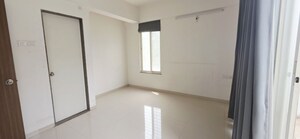Room in 3 BHK Apartment at Kharadi – for Sale