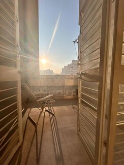 3 BHK + Servant Room Apartment For Rent in Goel Ganga Legend