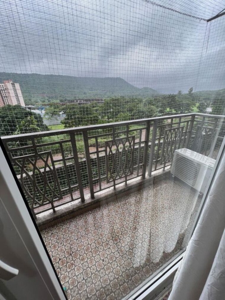 Balcony, paradise-sai-world-empire 2 Bedroom 1200 Sq.Ft. Apartment In Kharghar Navi Mumbai 10376109