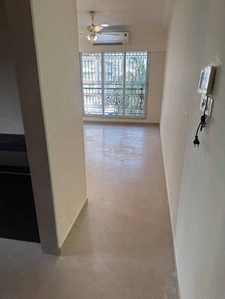 Room, crescent-heritage 2 Bedroom 675 Sq.Ft. Apartment In Khar West Mumbai 10376113