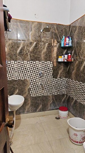 4 BHK Builder Floor – Exterior View View at Aakriti Apartment, Nehru Nagar - for Sale