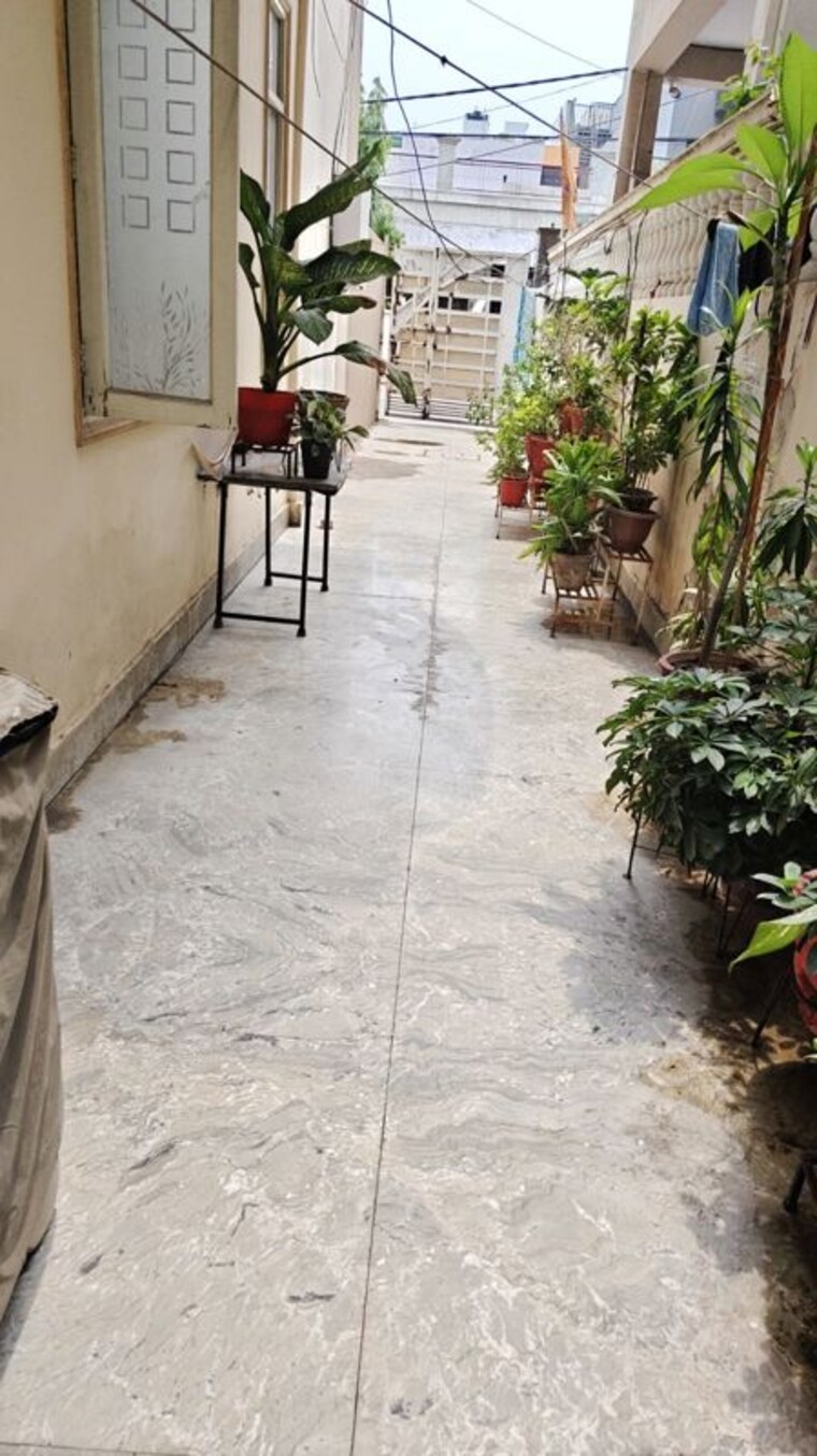 Balcony, aakriti-apartment 4 Bedroom 1300 Sq.Ft. Builder Floor In Nehru Nagar Ghaziabad 10376111
