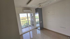 Room in 2.5 BHK Apartment at Tata La Vida, Sector 113 – for Rent