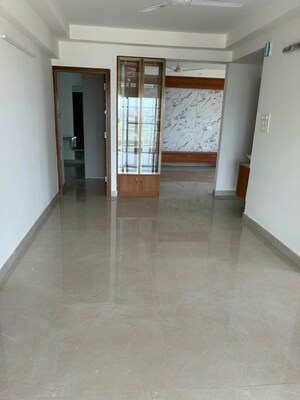 Room in 3 BHK Apartment at Technopolis Solitaire Elite, Madinaguda – for Rent
